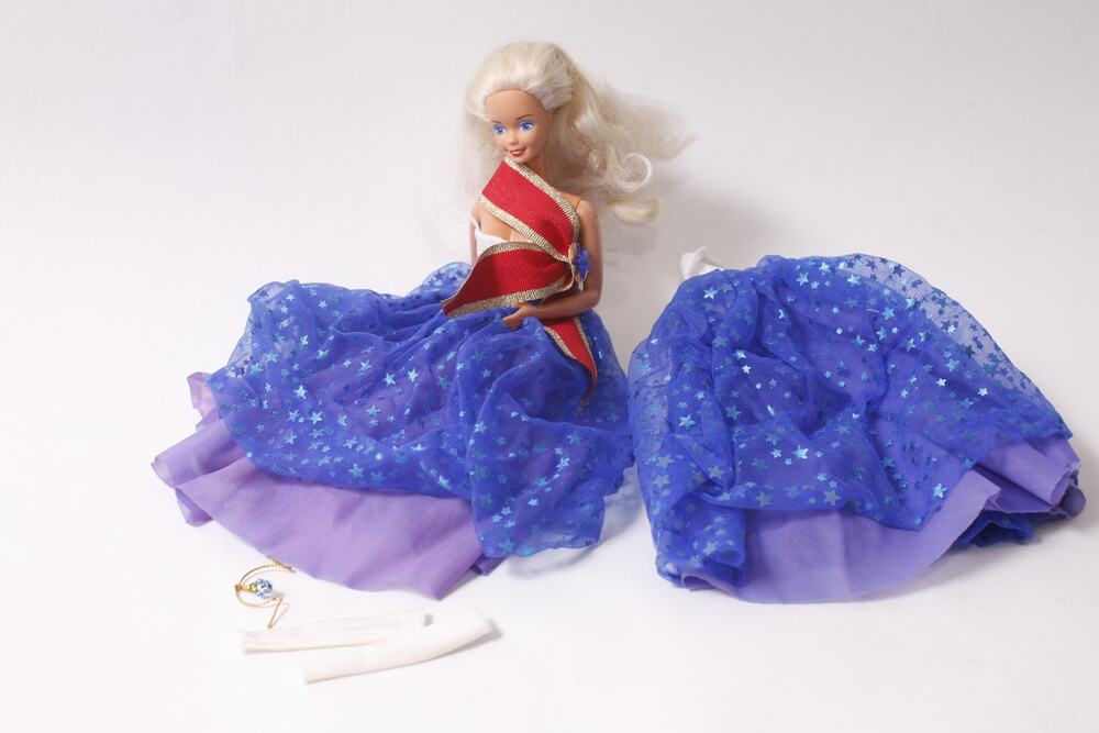 1989 Barbie UNICEF Doll in Blue Gown by Mattel Collectible ~ 260622-WH 1309